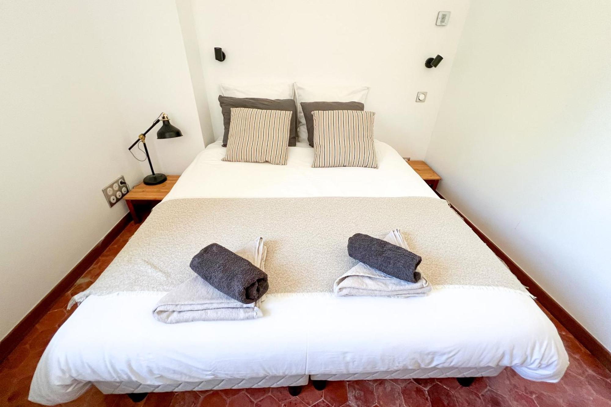 아비뇽 Ac - Private Exterior - Duplex Quartier Des Artistes 아파트 외부 사진